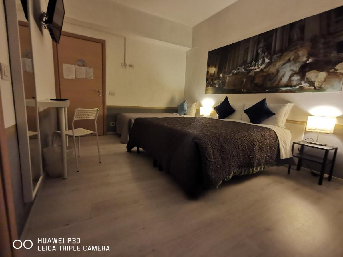 Domus Viatoris Hotel Rome Luaran gambar